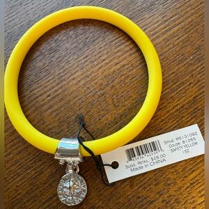 MARC BY MARC JACOBS SAFETY YELLOW ELASTIC/SILICONE BRACELET W/CHARM